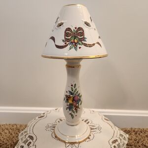 Lenox Holiday Tartan Candlstick Lamp With 24k Gold Trim